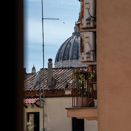 Vatican Boutique Apartment With St Peters Dome View Roma Esterno foto