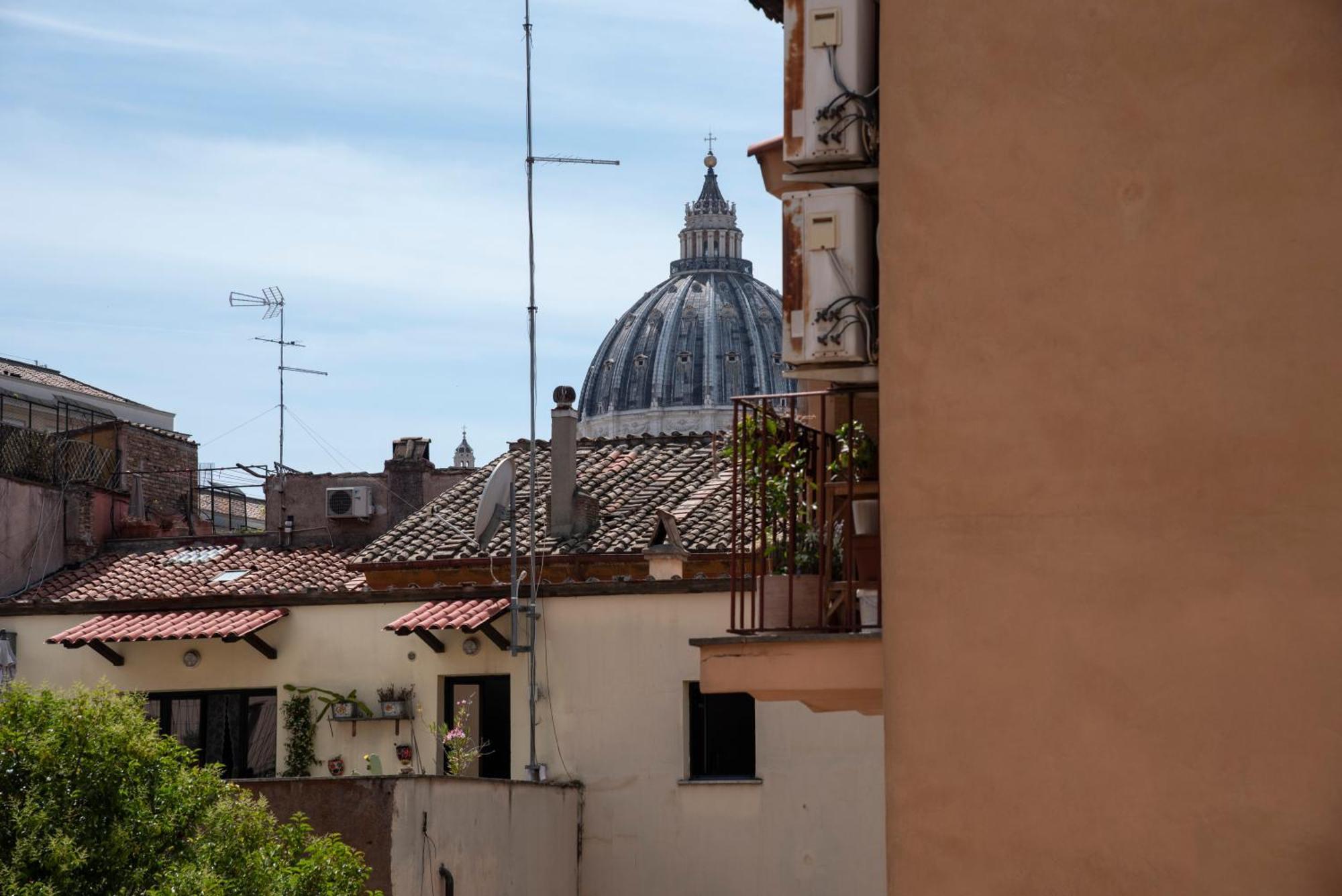 Vatican Boutique Apartment With St Peters Dome View Roma Esterno foto